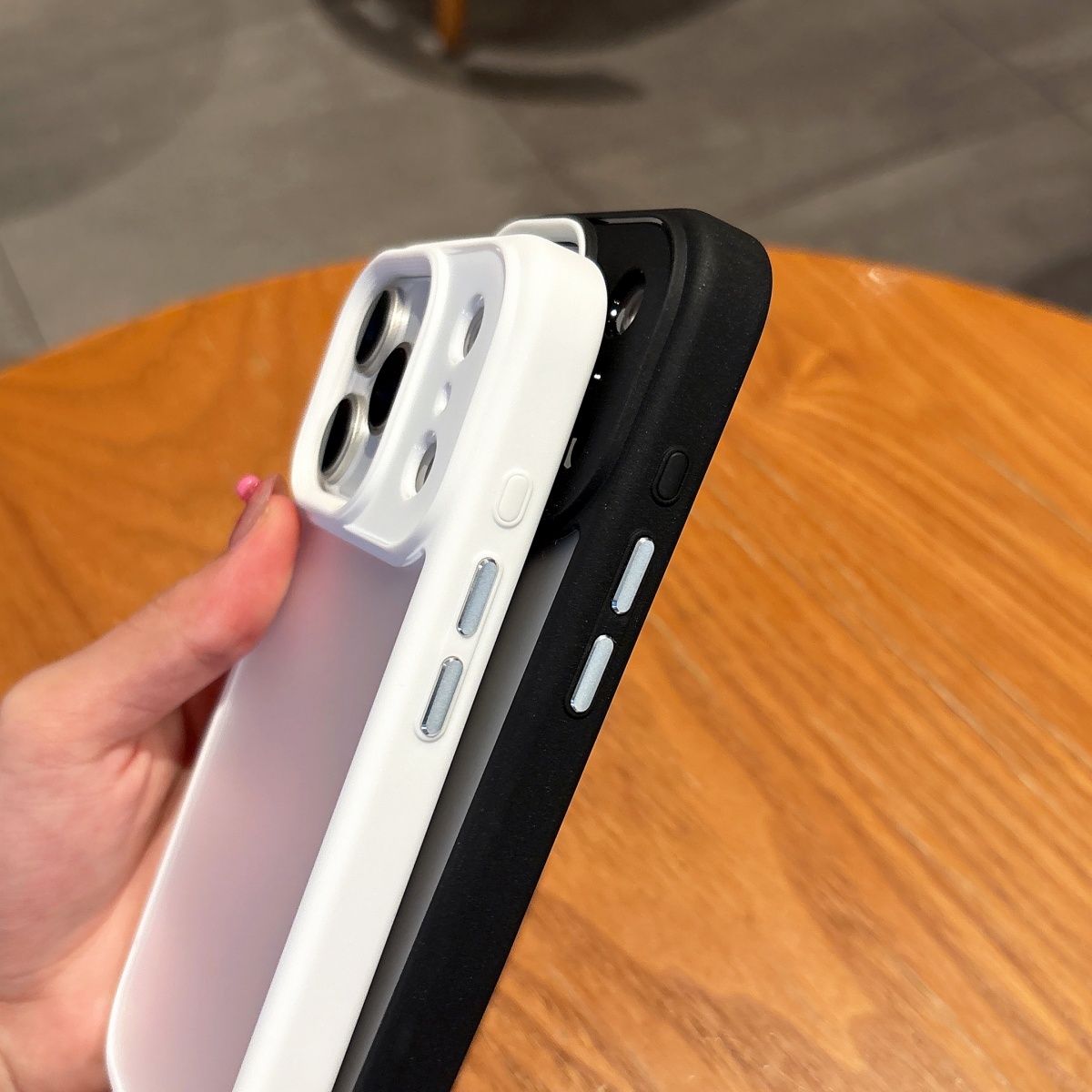 เคสกันกระแทกใสแบบด้านหรูหราสำห - Clear Shockproof Bumper Case บทวิจารณ์และราคา