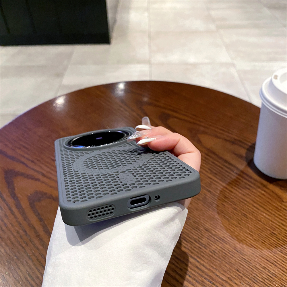 เคสระบายความร้อนสัมผัสผิวหรูหร - Heat Dissipation Mesh Breathable Case บทวิจารณ์และราคา